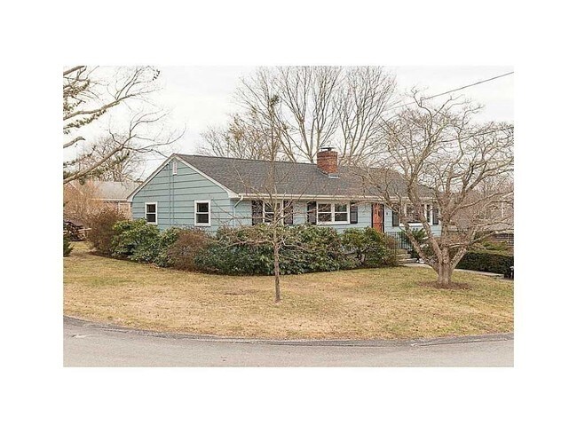 Building Photo - 9 Longmeadow Ave