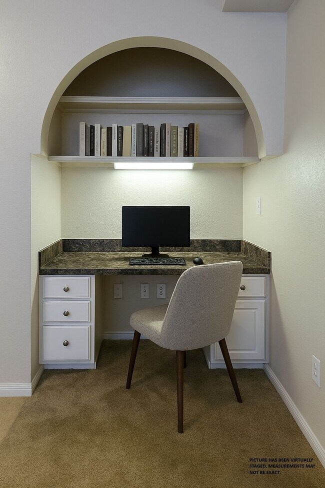 Foto del edificio - 1x1 Bright and spacious, convenient 1st floor unit