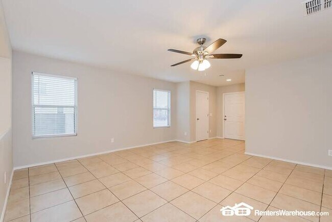 Building Photo - MOVE-IN SPECIAL****$500 OFF 2ND MONTH'S RE...