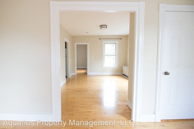 Building Photo - 14 Boynton St