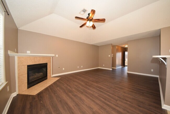 Foto del edificio - Wonderful 3 bed, 2 bath home near Shelby Farms Park.