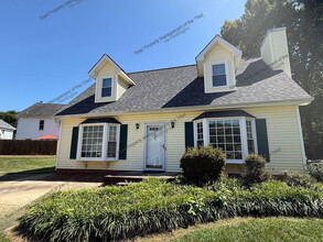 Building Photo - 127 Edgedale Ct