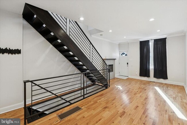 Foto del edificio - 2527 Ingersoll St