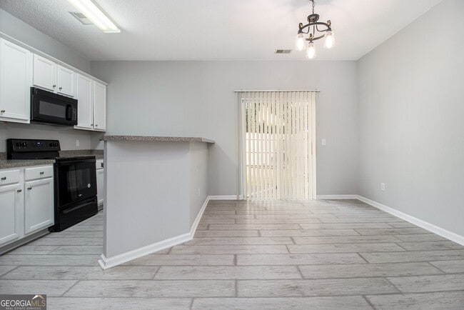 Foto del edificio - 1509 Bayrose Cir