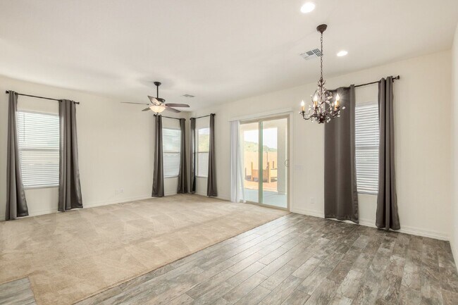 Building Photo - 8833 S 167th Ln