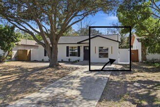 Building Photo - 5720 79th Ave