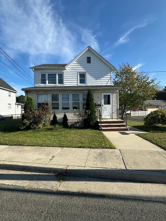 Foto del edificio - 86 E Camplain Rd