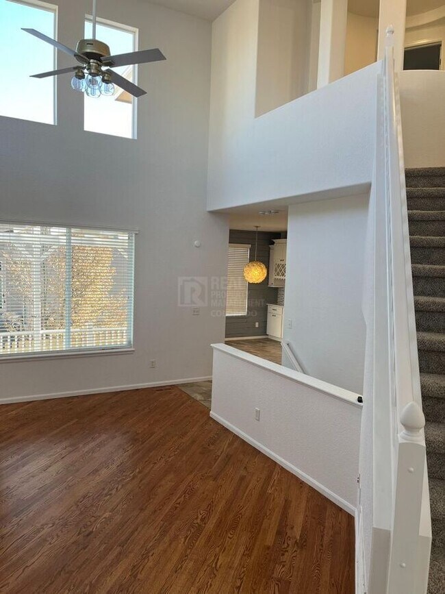 Building Photo - 10670 Evondale St