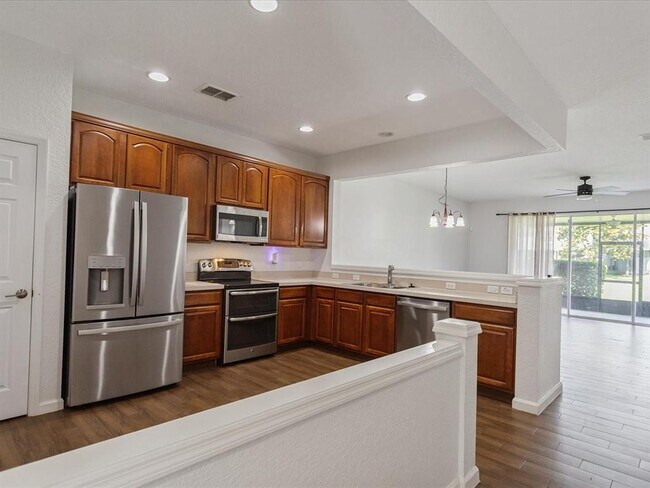 Building Photo - 1055 Rock Harbor Ave