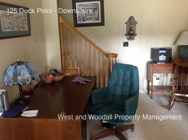 Building Photo - Private downstairs apartment on Hyco Lake!