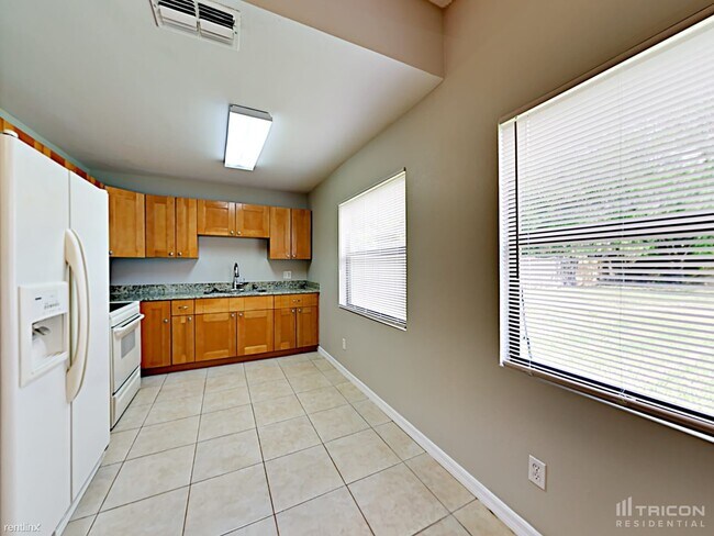 Building Photo - 1534 Thistledown Dr