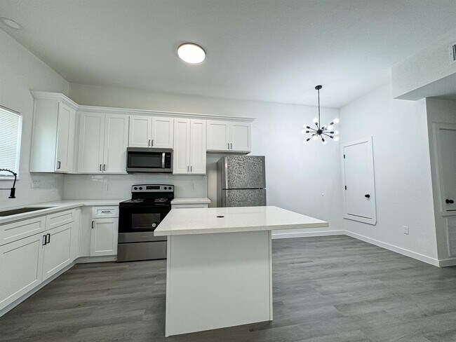 Foto del edificio - 328 Clearwater St