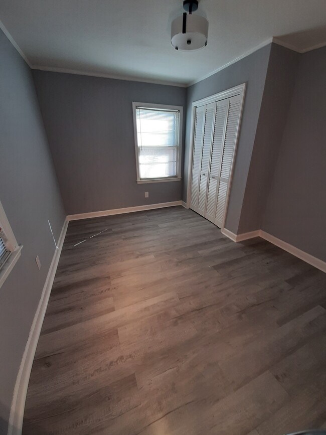 Bedroom - 36 Moonglo Cir