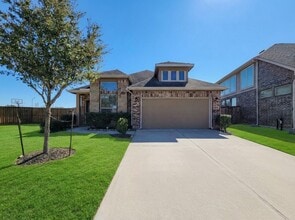 Building Photo - 23603 Villa Lisa Dr