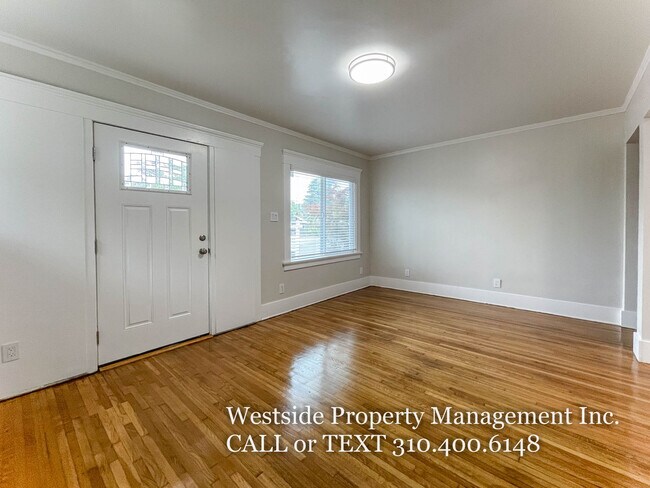 Building Photo - 316 Ximeno Ave