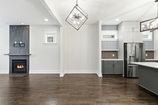 Foto del edificio - 1708B 15th Ave S