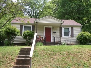 Building Photo - 130 Edgewood Cir