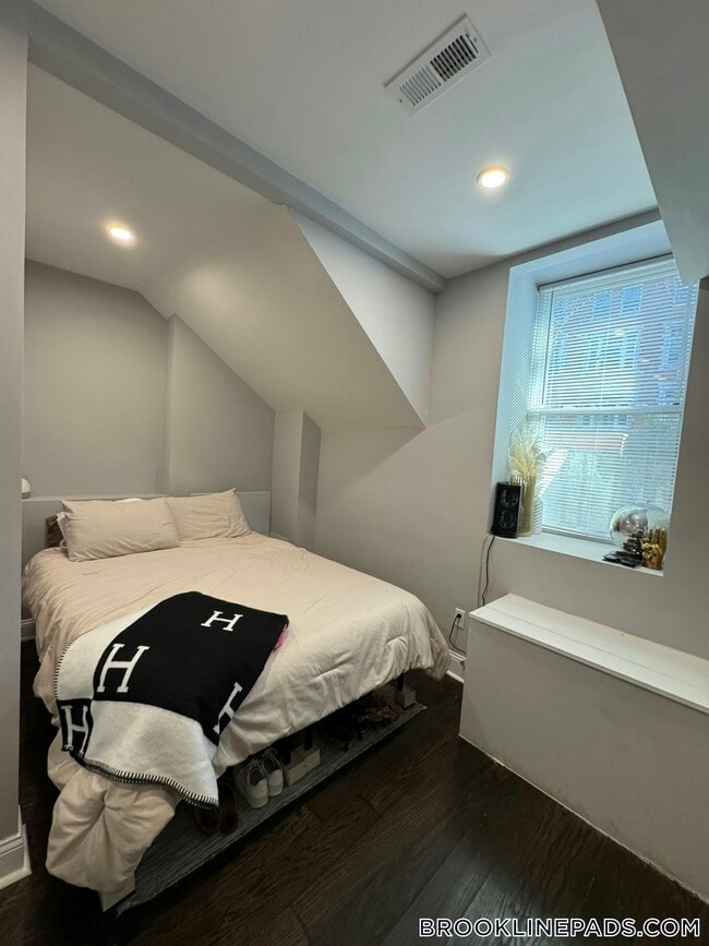 Foto del edificio - 7 Strathmore Rd