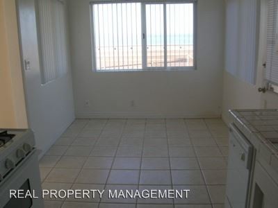 Building Photo - 3570 Carlsbad Blvd