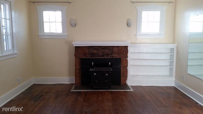 Building Photo - 5 br, 2 bath House - 3907 Goodnight Ave