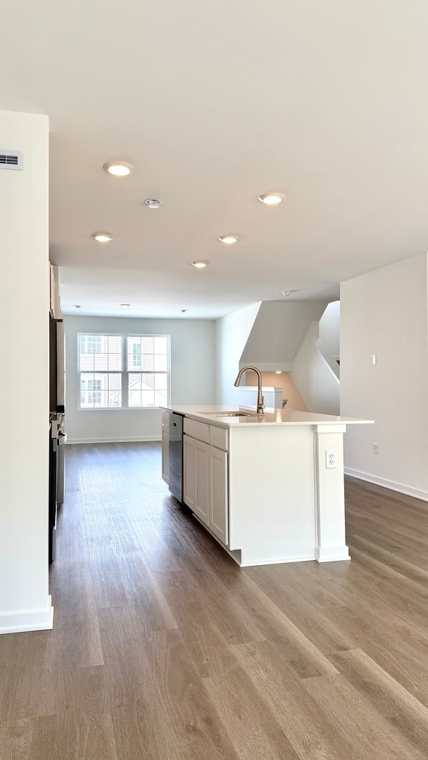 Foto del edificio - 863 Briar Gln Ct