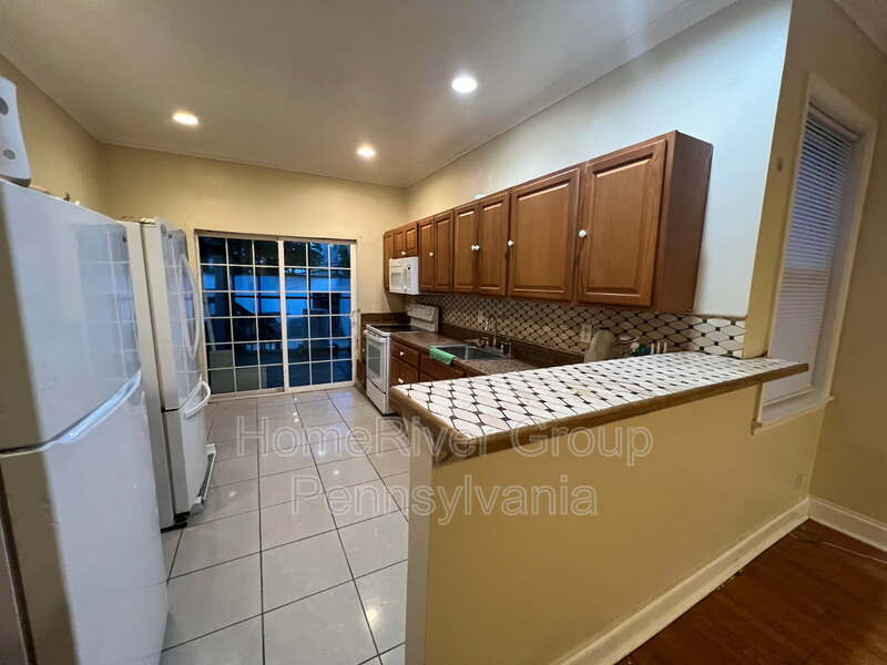 Foto principal - 3856 Fairmount Ave