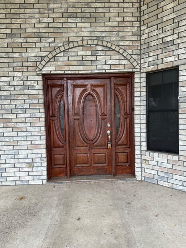 Foto del edificio - 2729 Palmer Dr