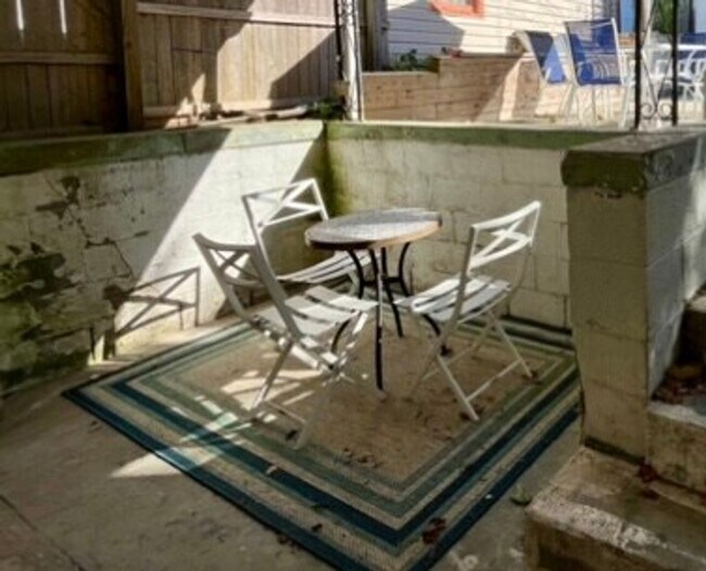 Foto del edificio - 153 Labelle St