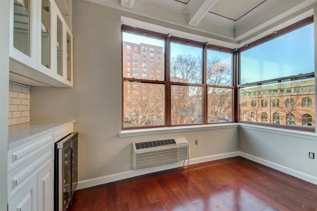 Building Photo - 2 Louis DePascale Constitution Ct