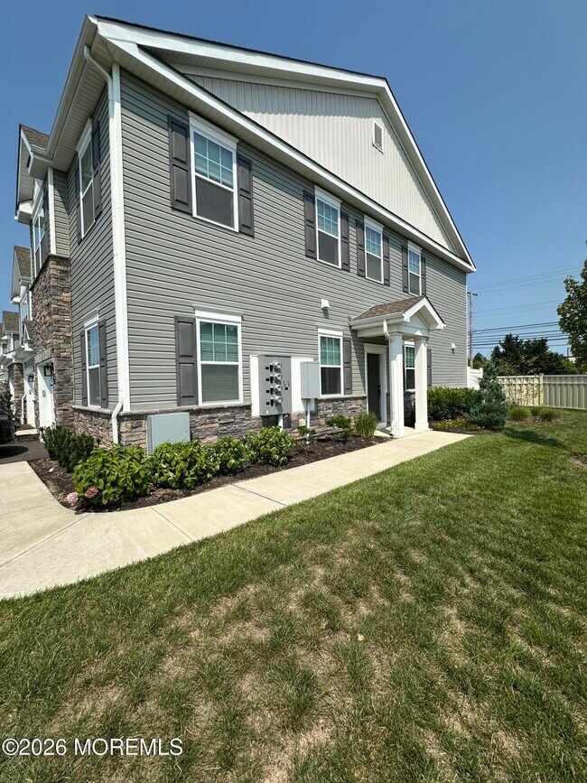 Building Photo - 36 Chapel Ln
