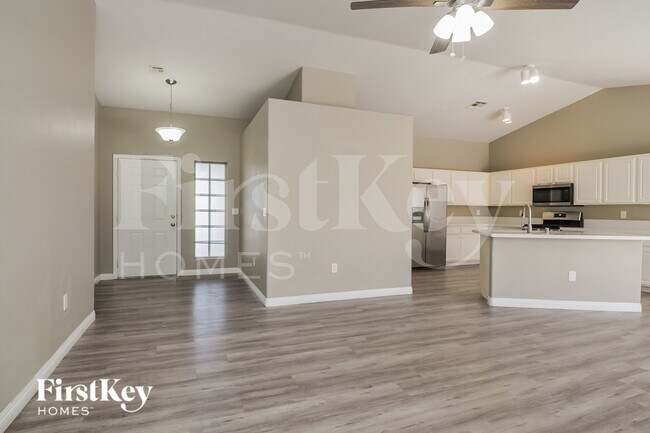 Building Photo - 3741 White Angel Dr