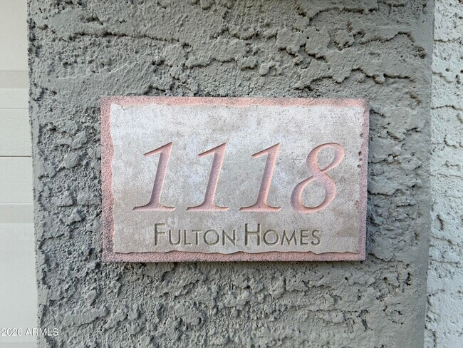 Foto del edificio - 1118 W Laurel Ave