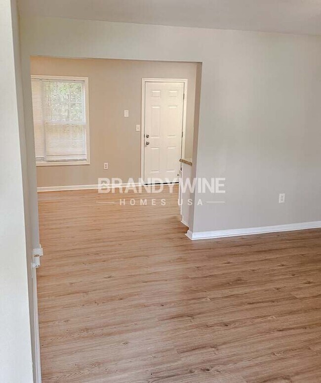 Building Photo - 6417 Harvester Cir