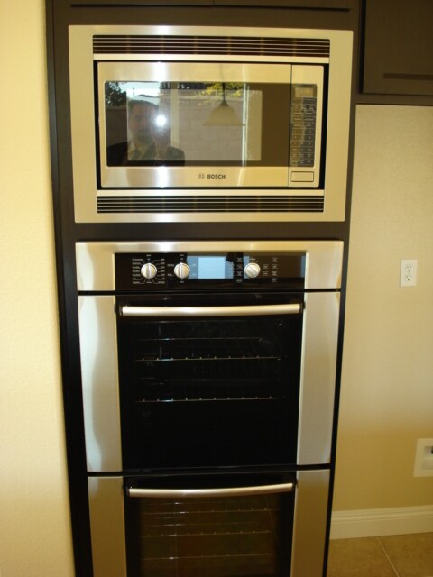 Building Photo - NICE 2 STORY 4+ BED, 3 BA, 3CAR, 3000+SQFT...