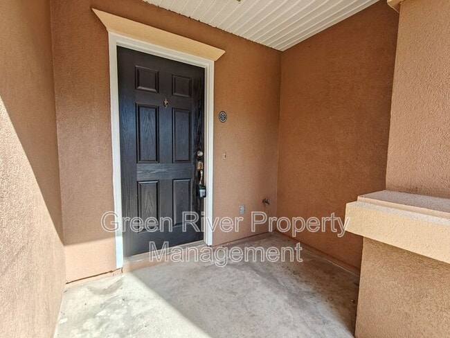 Building Photo - 1500 Calming Water Dr