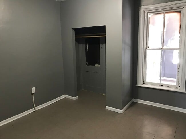 Building Photo - 29 Elberon Pl