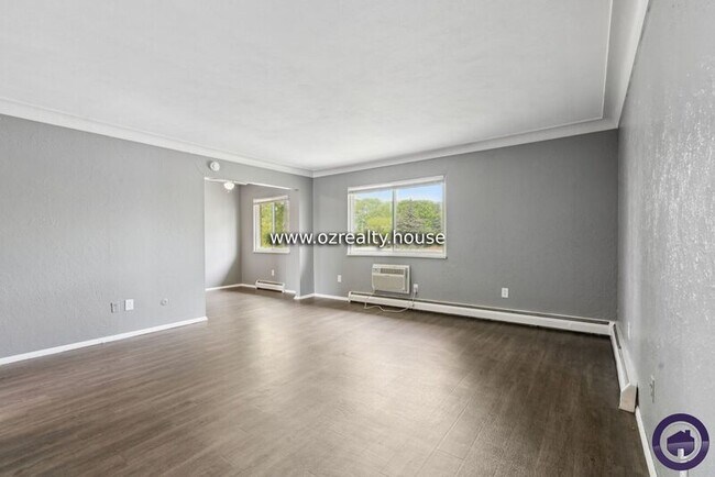 Foto del edificio - 1733 Christian Ave