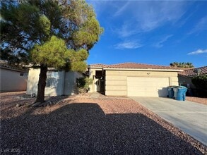 Building Photo - 5712 N Tropic Mist St