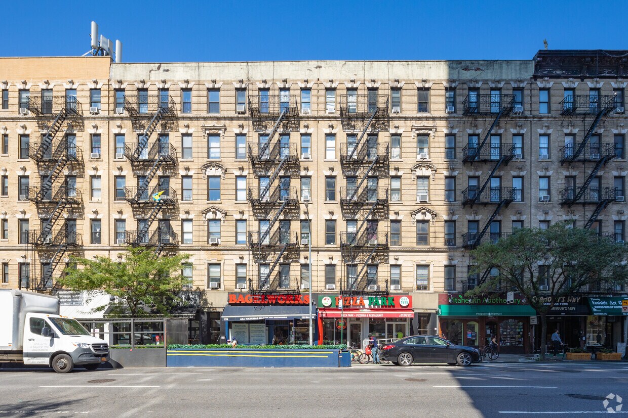 Primary Photo - 1229 1st Ave