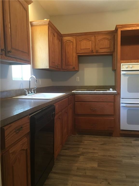 Building Photo - 420 Bluebonnet Dr