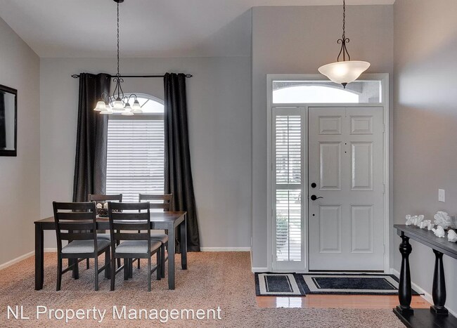 Foto del edificio - 5 br, 3 bath House - 19617 Poppleton Ave