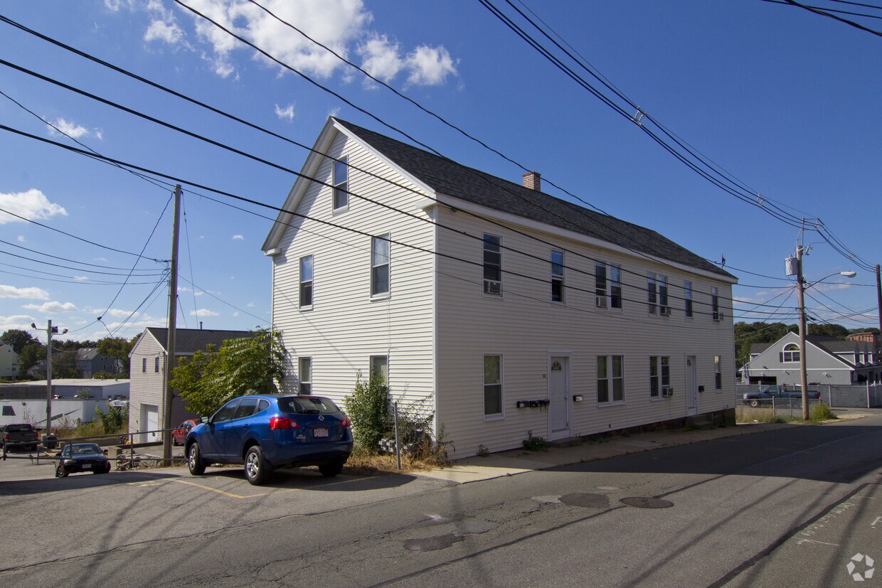 23 Mason St, Peabody, MA 01960 Apartments in Peabody, MA