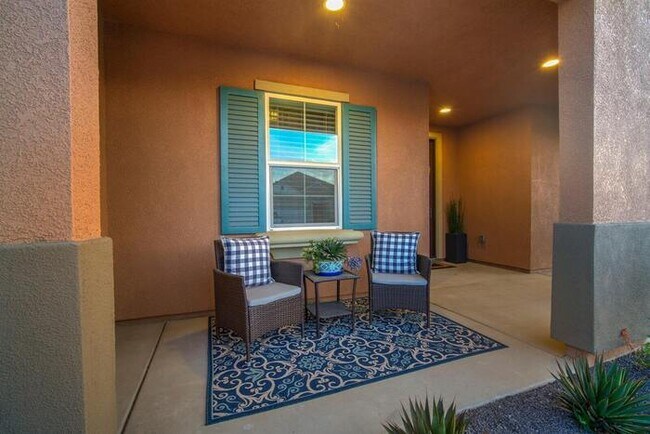 Foto del edificio - Beautiful 4 bedroom 3 bathroom home in Roc...