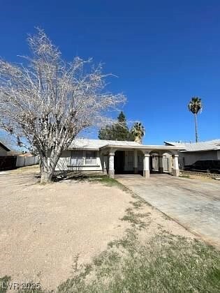 Foto principal - 3908 Montebello Ave