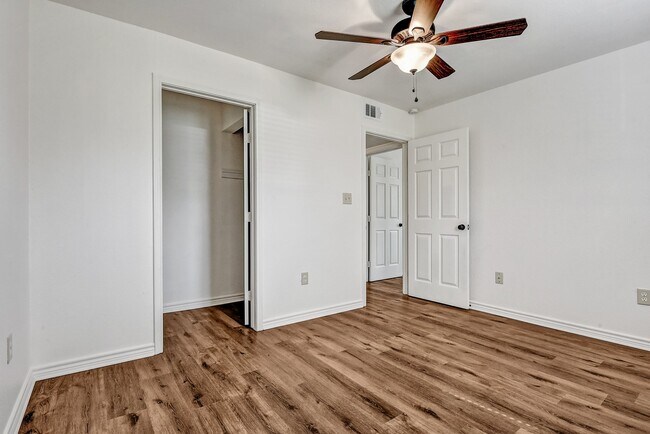 Foto del edificio - 206 Eubanks St