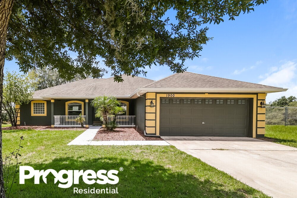 1900 Southern Oak Loop, Minneola, FL 34715