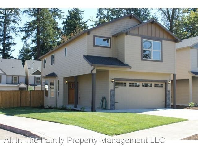 Primary Photo - 4 br, 2.5 bath House - 14470 SE Marci Way