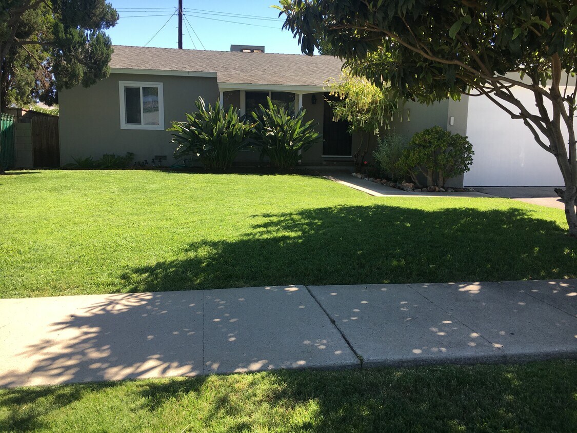 Primary Photo - 7799 Clearfield Ave