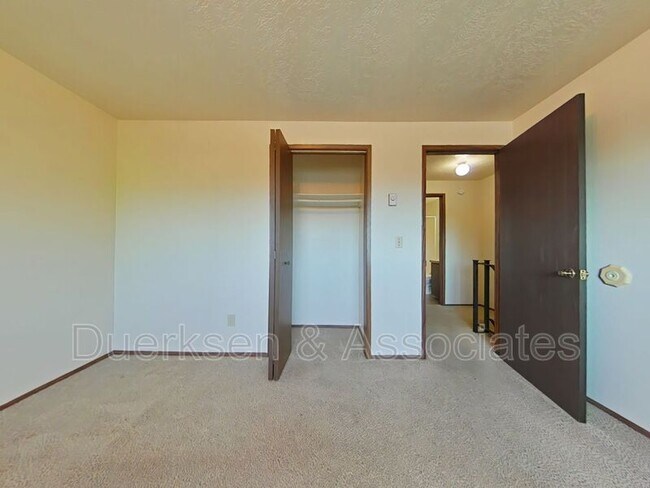 Foto del edificio - 1465 NW Division St