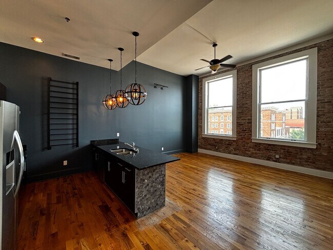 Foto del edificio - 936 Broad St